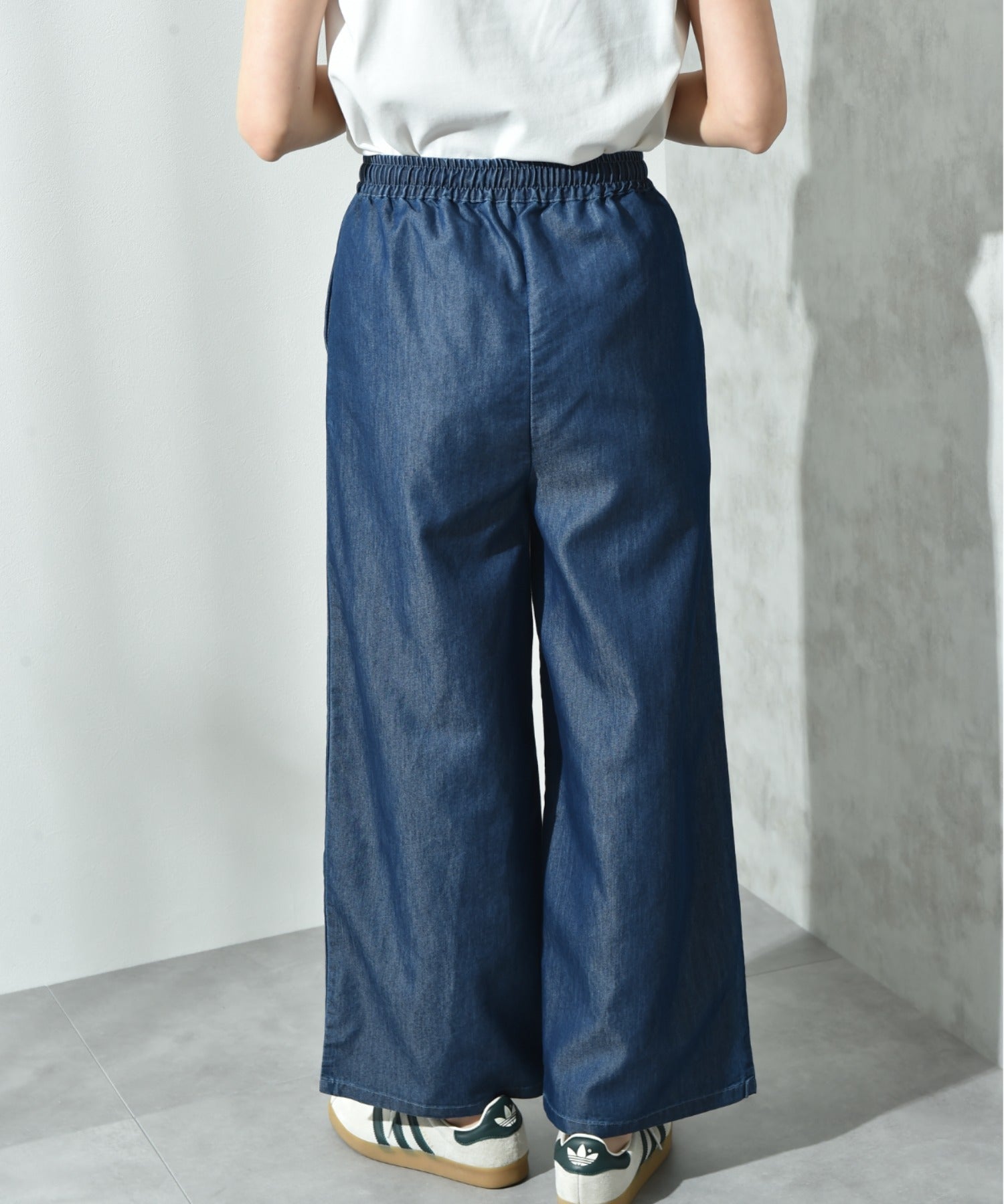 インタープラネット INTERPLANET ライトデニムワイドパンツ (ネイビー) ネイビー
