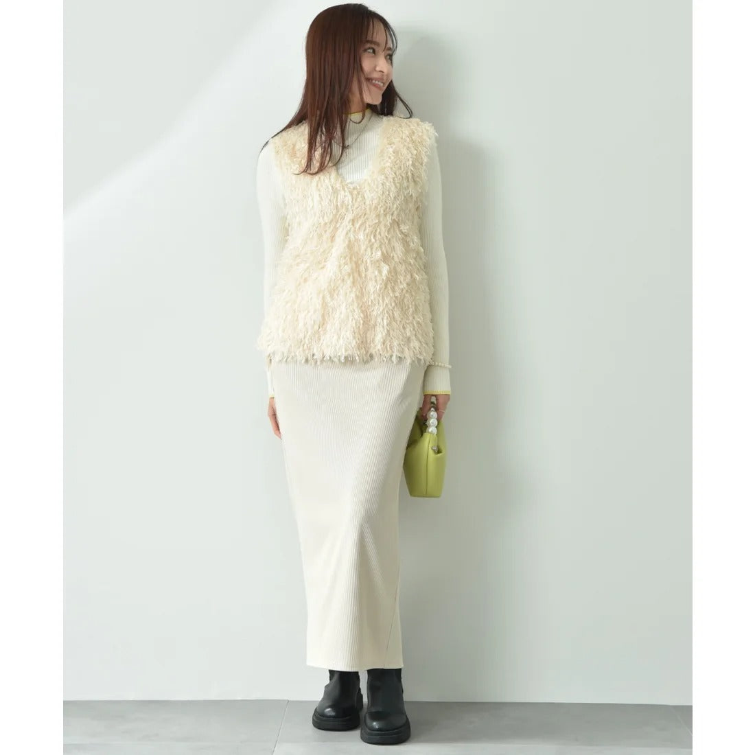 インタープラネット INTERPLANET 【actuel】フェザージャガードVネックベスト (ブラウン) ブラウン