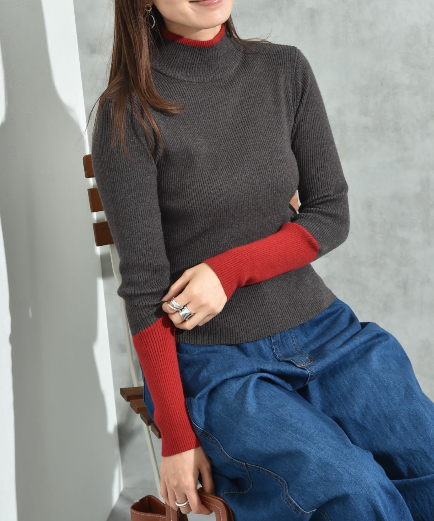 インタープラネット INTERPLANET 衿元袖口配色リブモックネックプルオーバー (配色 ブラック) 配色 ブラック