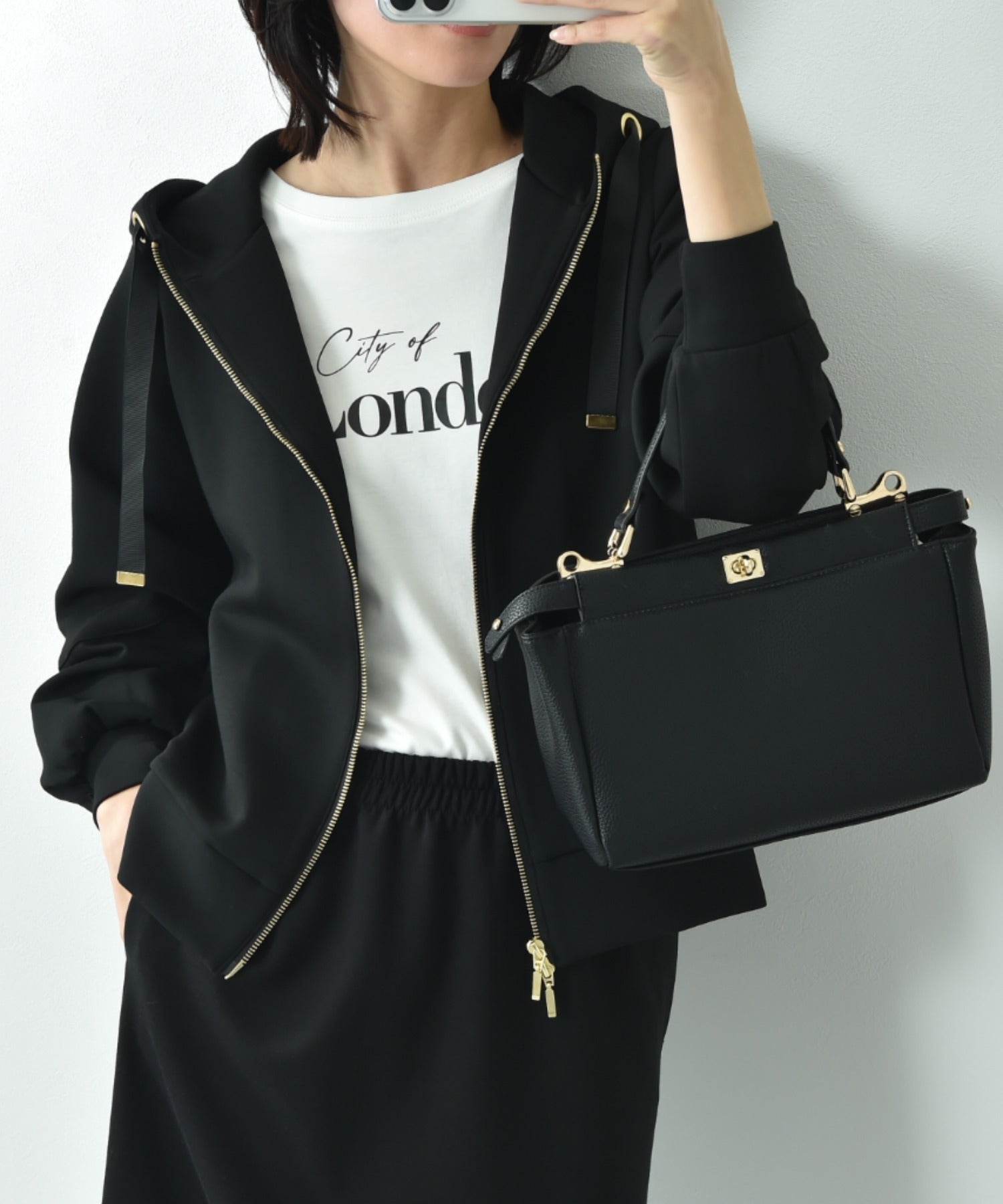 インタープラネット INTERPLANET ダンボールZIPパーカー (ブラック) ブラック