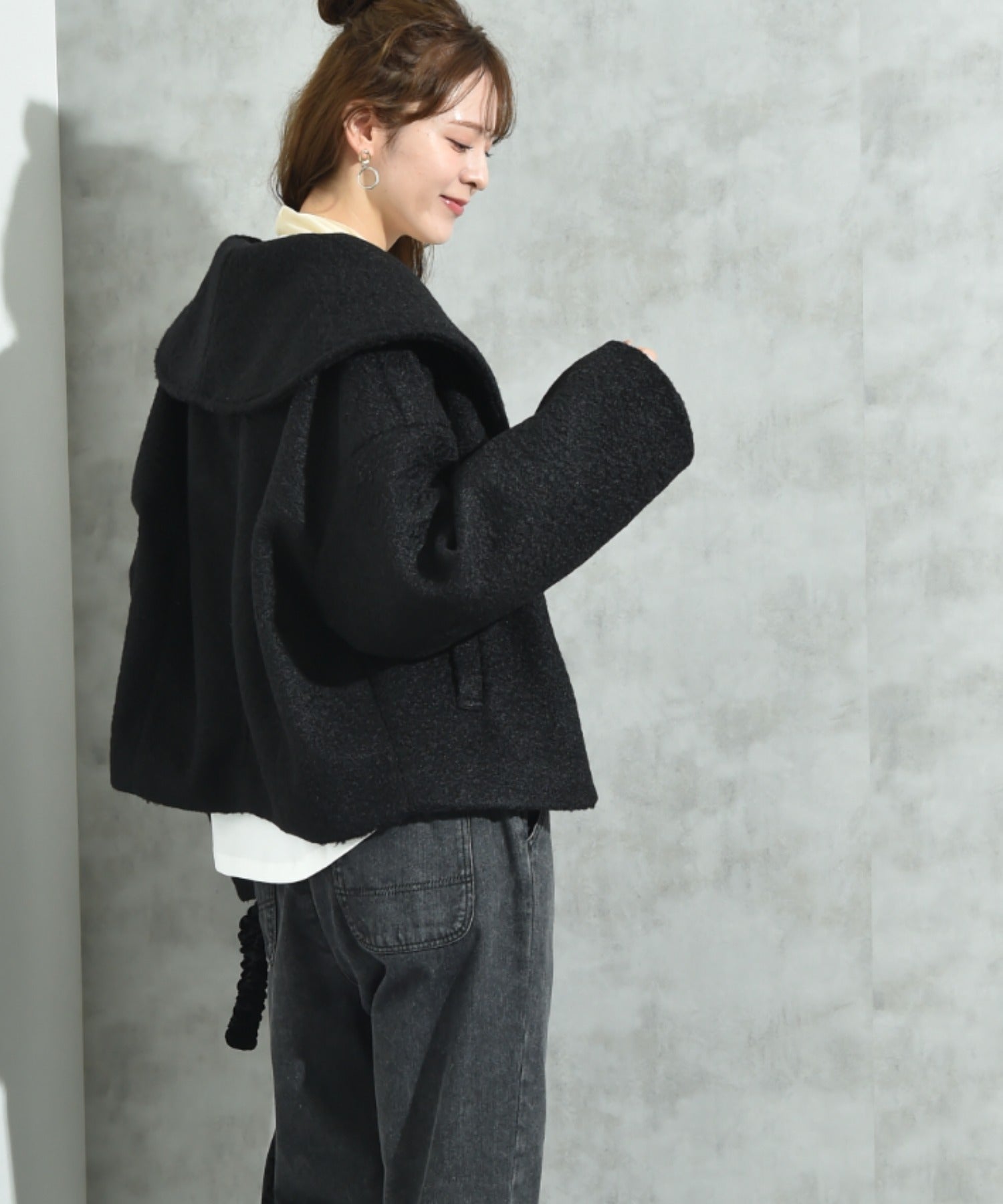 インタープラネット INTERPLANET フェイクウールリングニットショートコート (ブラック) ブラック