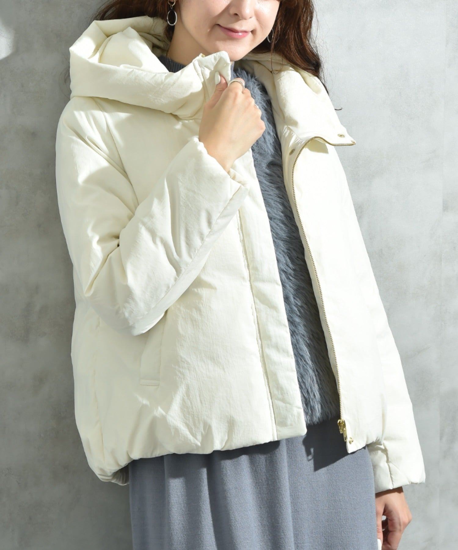 インタープラネット INTERPLANET ナイロンマイクロタフタフード付ショートコート (オフホワイト) オフホワイト