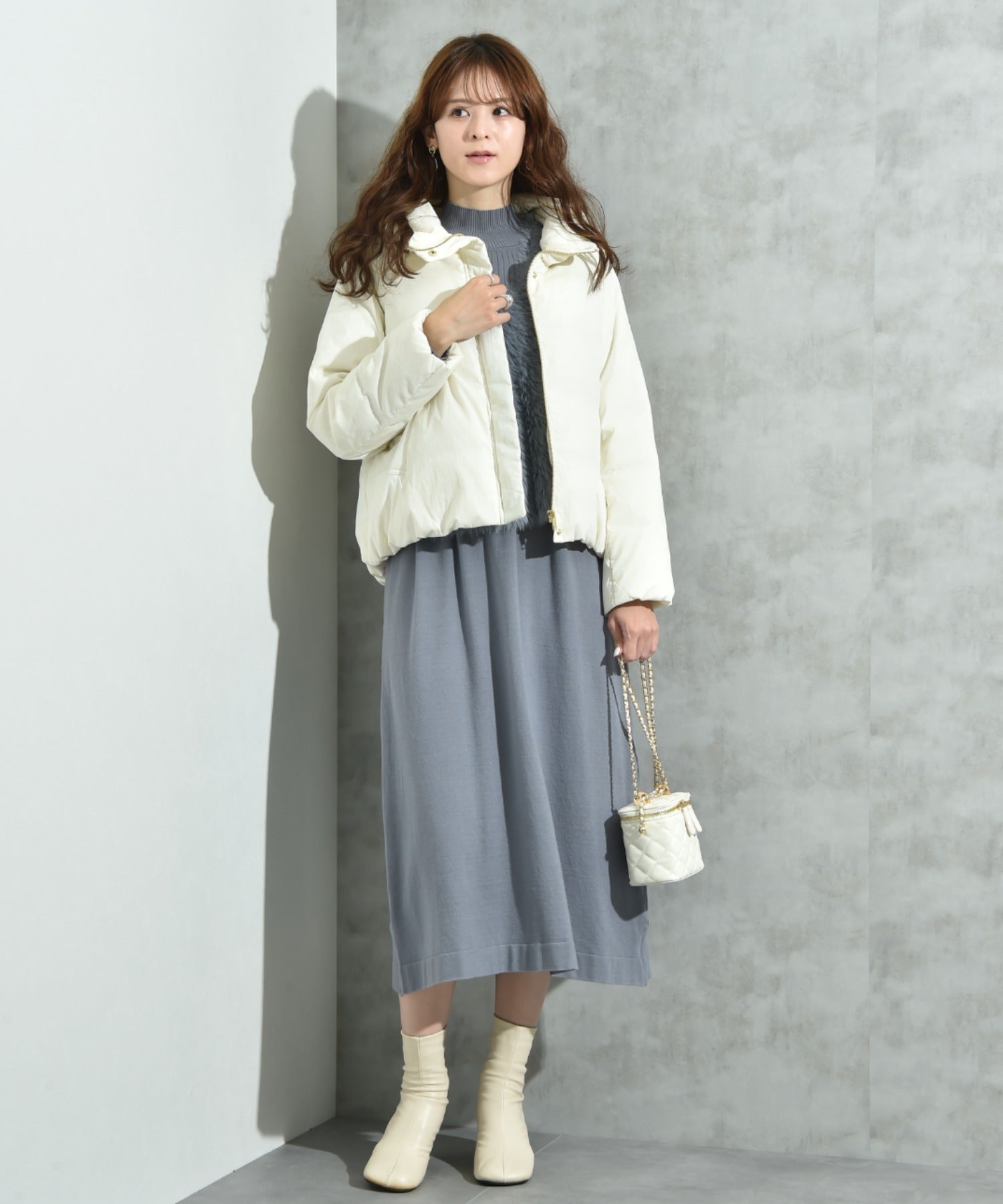 インタープラネット INTERPLANET ナイロンマイクロタフタフード付ショートコート (オフホワイト) オフホワイト