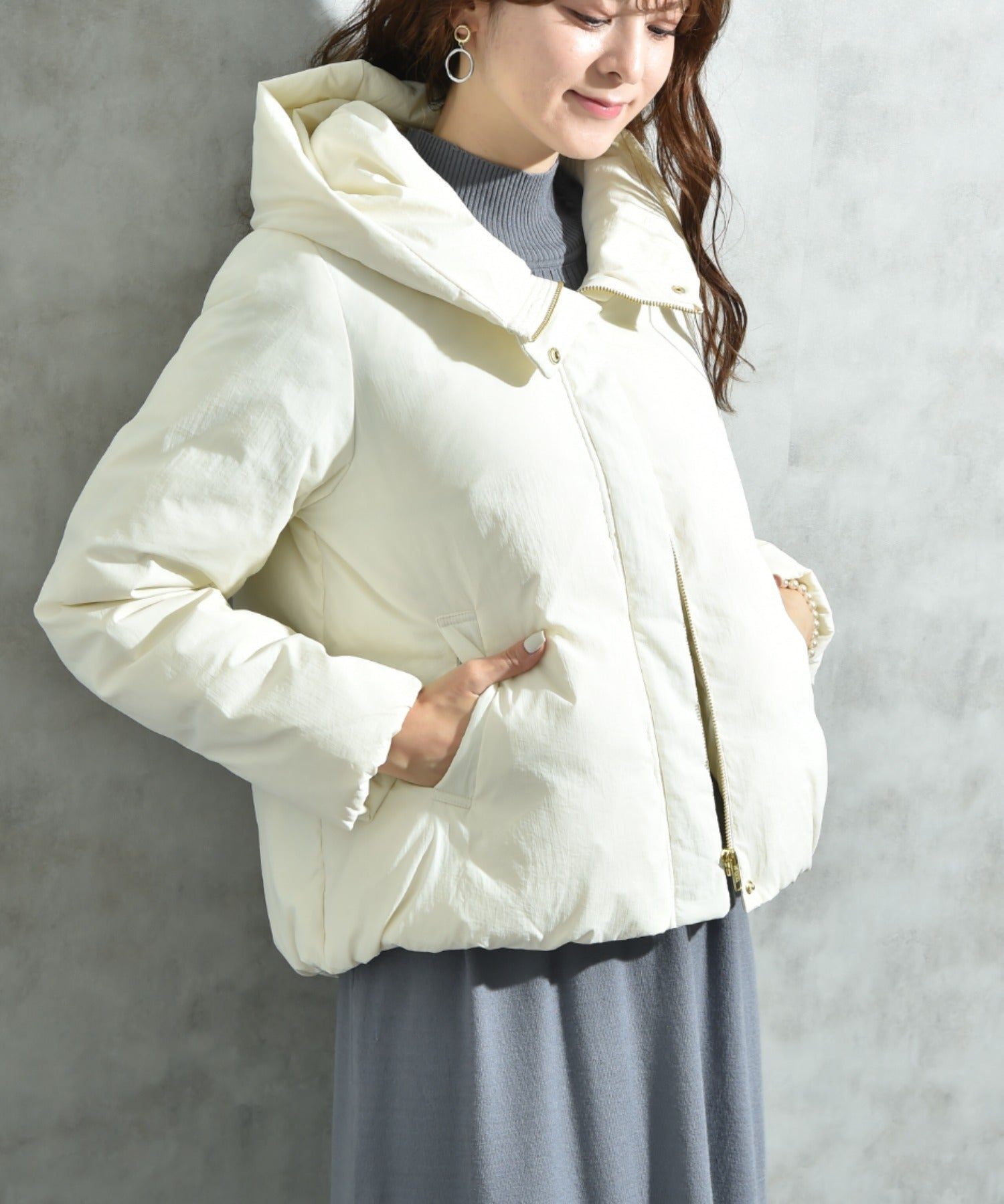 インタープラネット INTERPLANET ナイロンマイクロタフタフード付ショートコート (オフホワイト) オフホワイト