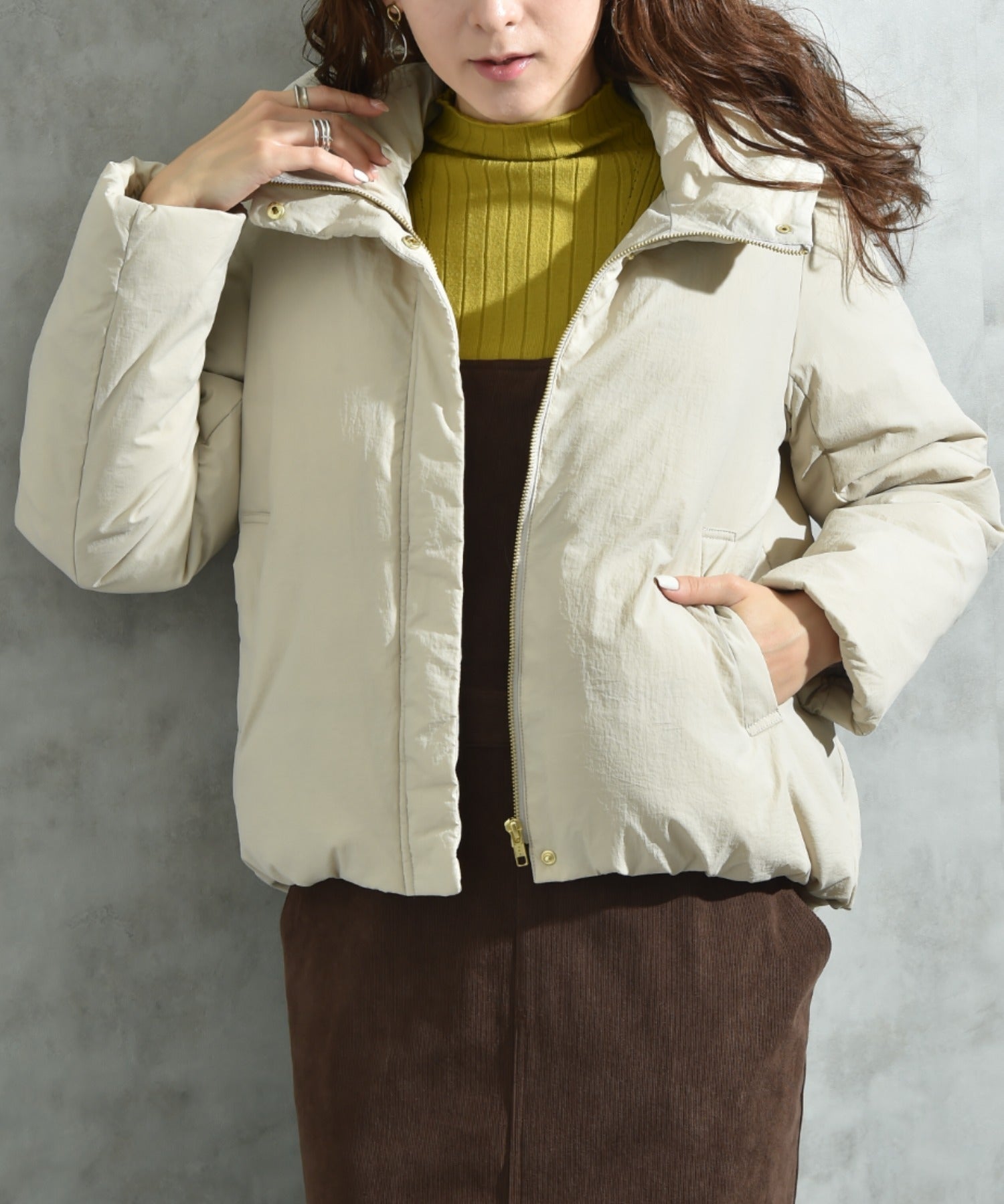 インタープラネット INTERPLANET ナイロンマイクロタフタダウンショートコート (グレージュ) グレージュ