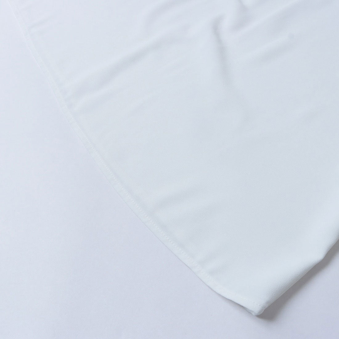 インタープラネット INTERPLANET バックサテンジョーゼットパールネックレス付ブラウス (ネイビー) ネイビー