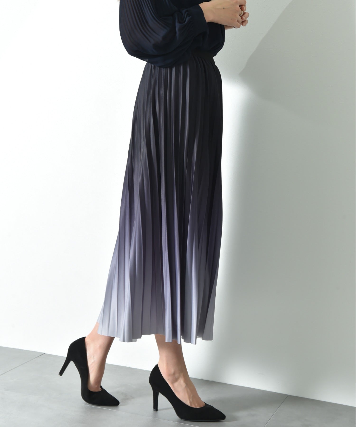 インタープラネット INTERPLANET グラデーションプリーツスカート (ブラック) ブラック