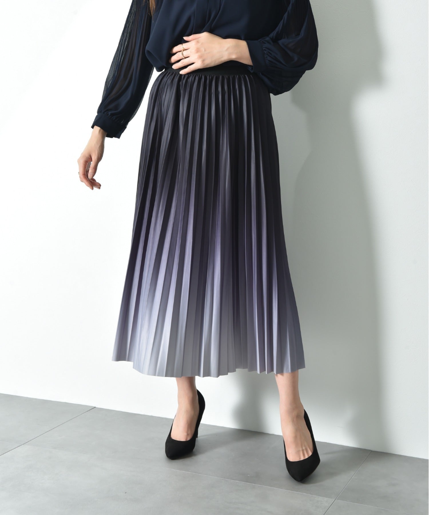 インタープラネット INTERPLANET グラデーションプリーツスカート (ブラック) ブラック