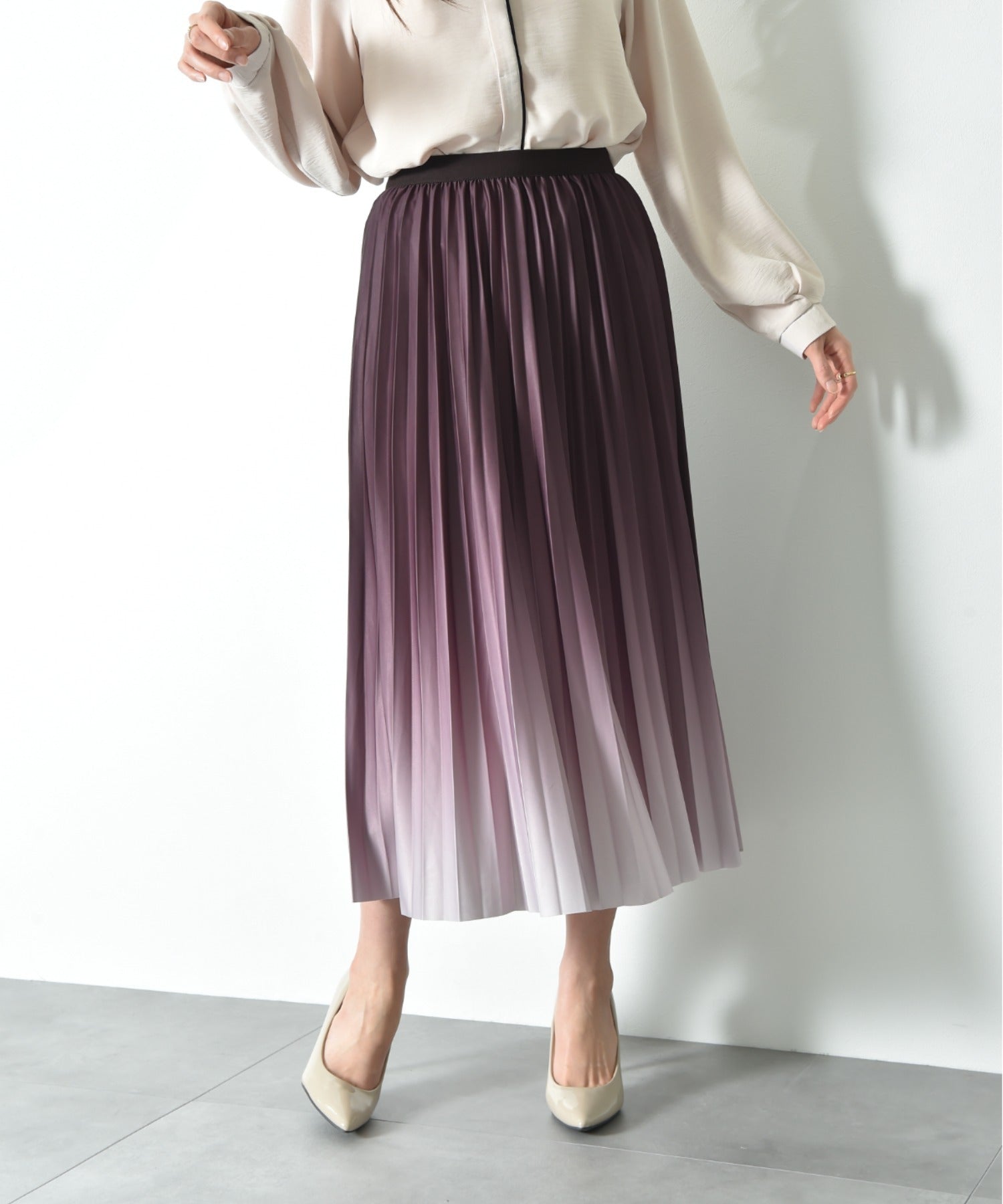 インタープラネット INTERPLANET グラデーションプリーツスカート (ブラック) ブラック