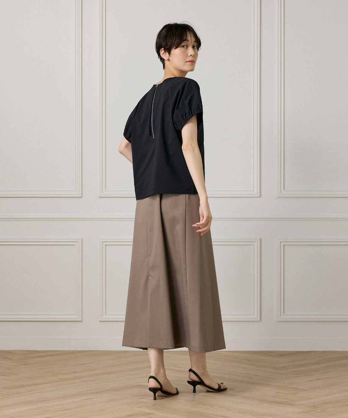 イッツインターナショナル I.T.'S. international キャザースリーブブラウス《撥水加工》 (モカチャ3) モカチャ3