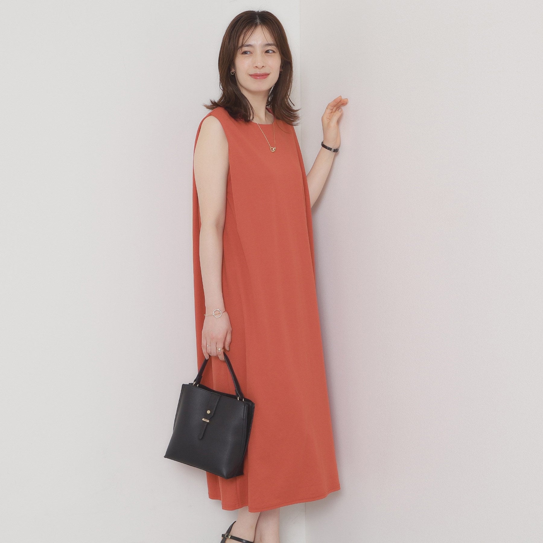 イッツデモ ITS'DEMO 【接触冷感/洗濯機OK】カノコカットタックワンピース (レッド(061)) レッド(061)