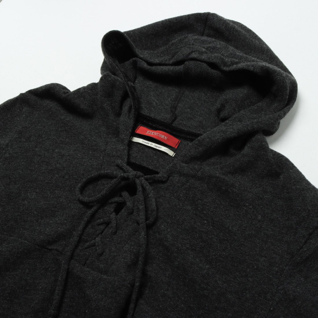 イタリコ ITALICO JUDDYCORN ジュディーコーン ウール100% 長袖編み上げセーター 日本製 (ダークグレー) ダークグレー