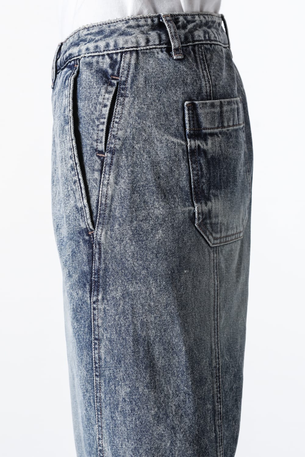 ジュン ジー Juun.J Washed Denim Straight Pants