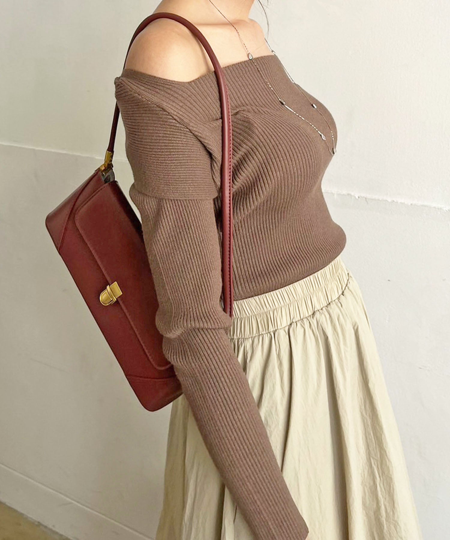 ジュエローブ Jewelobe 横長フラップショルダーバッグ