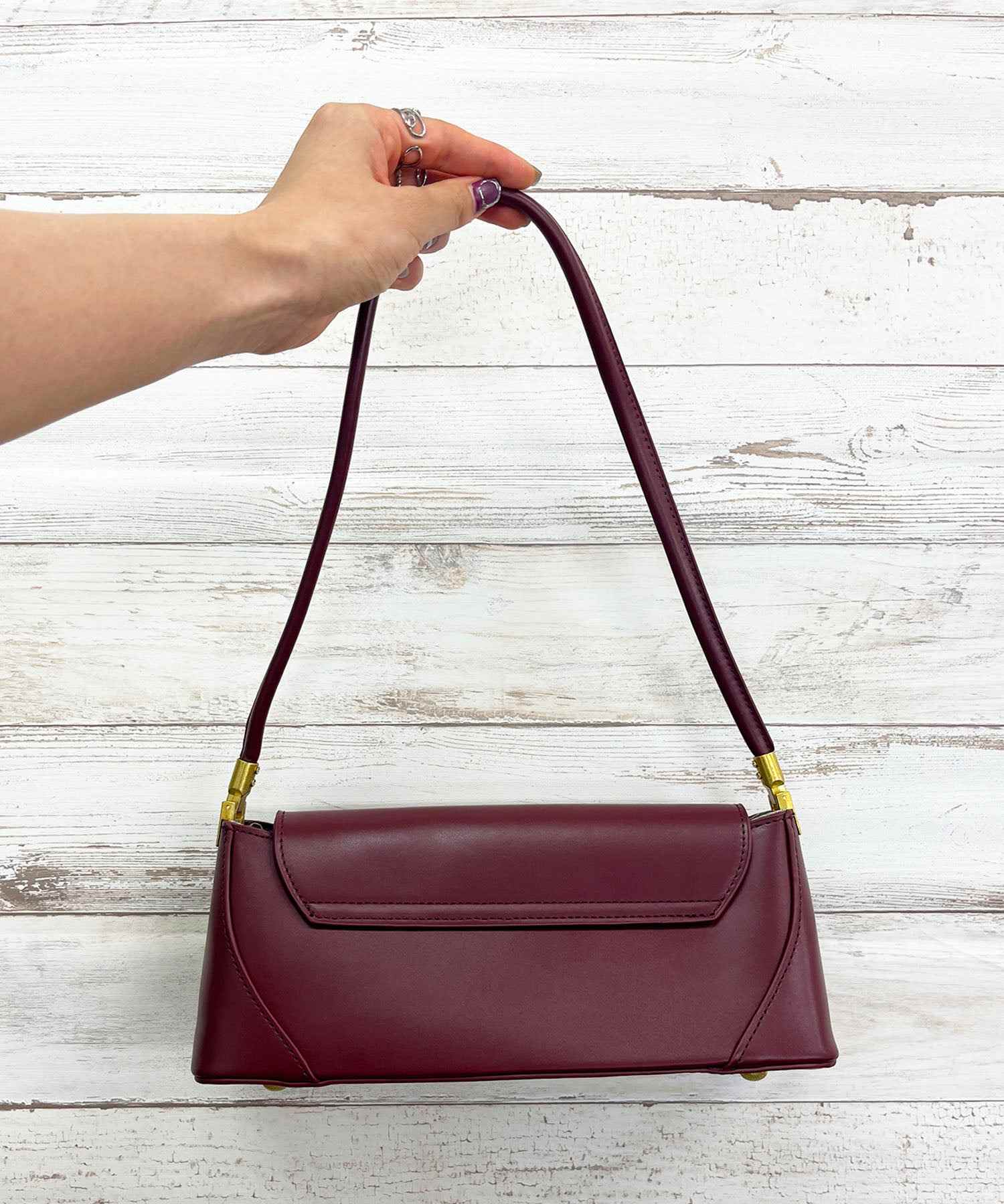 ジュエローブ Jewelobe 横長フラップショルダーバッグ