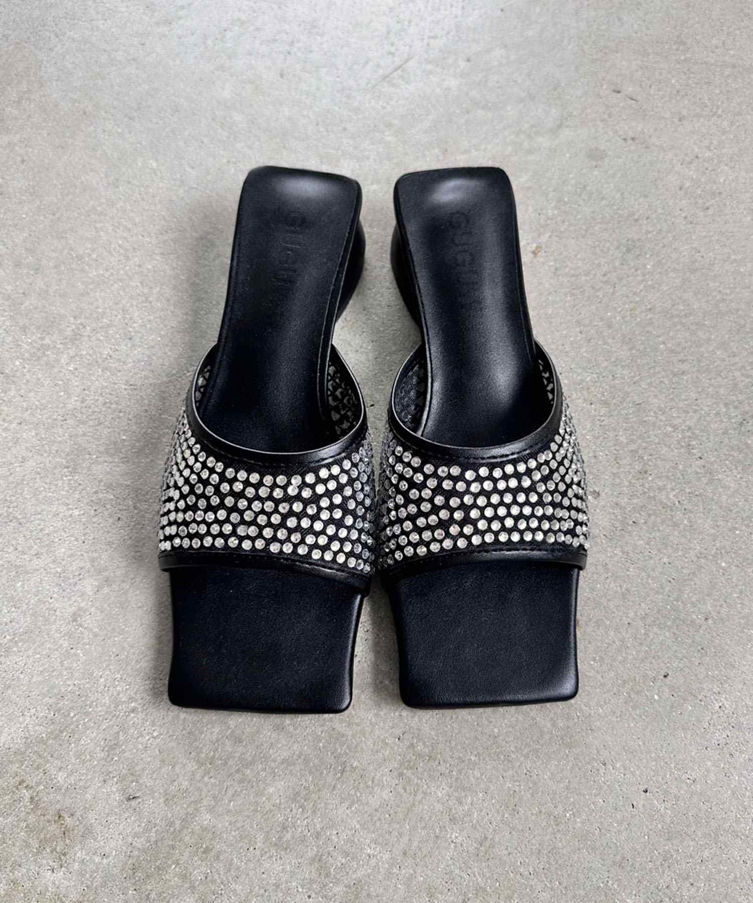 ジュエローブ Jewelobe ラインストーンスクエアトゥミュールサンダル (ブラック) ブラック