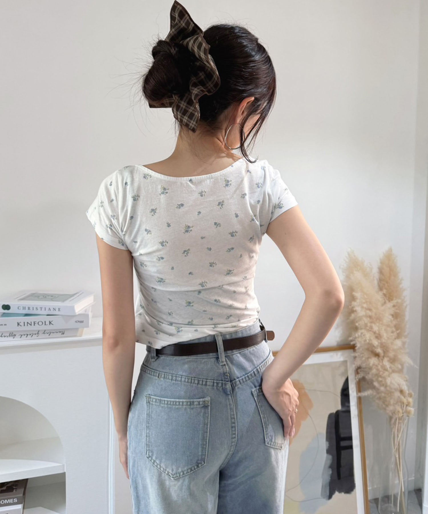 ジュエローブ Jewelobe 【チョーカー付き】レースドッキングフローラルカットソー (ホワイト) ホワイト