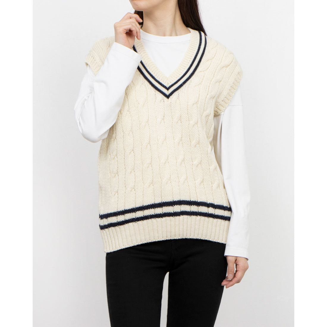 JAMES CHARLOTTE　Aran Regular Crew Vest James Charlotte Knit Vest