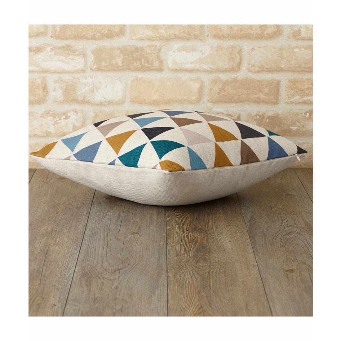 ジュビリー Jubilee 北欧デザイン クッションカバー (ホワイト系その他2) ホワイト系その他2