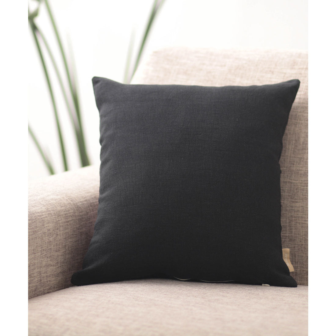 ジュビリー Jubilee 洗いざらし 天然麻 100% ストーンウォッシュ クッションカバー (ブラック) ブラック
