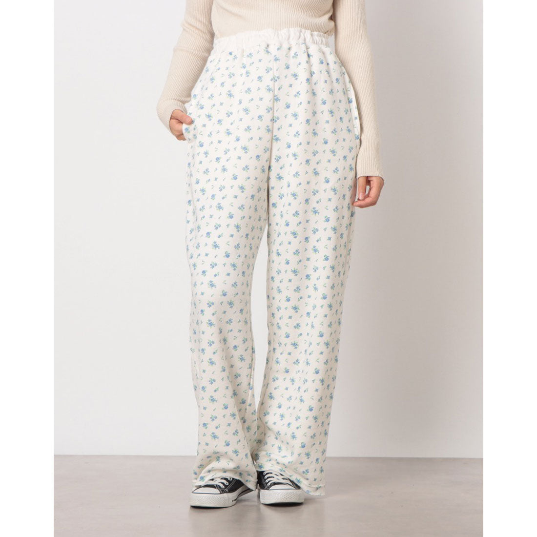 ジェーイーモーガン JEMORGAN JEMORGAN/ガーゼ裏毛カットオフ花柄スウェットパンツ (ナチュラル×ブルー) ナチュラル×ブルー