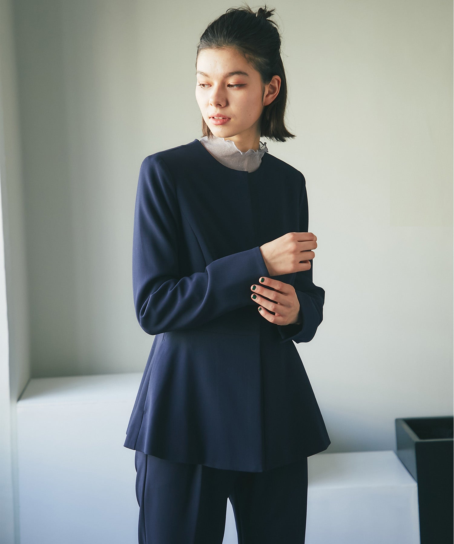 スマイルオーキッド SMILE ORCHID ノーカラーペプラムジャケット&スラックスパンツセットアップスーツ (ネイビー系1) ネイビー系1