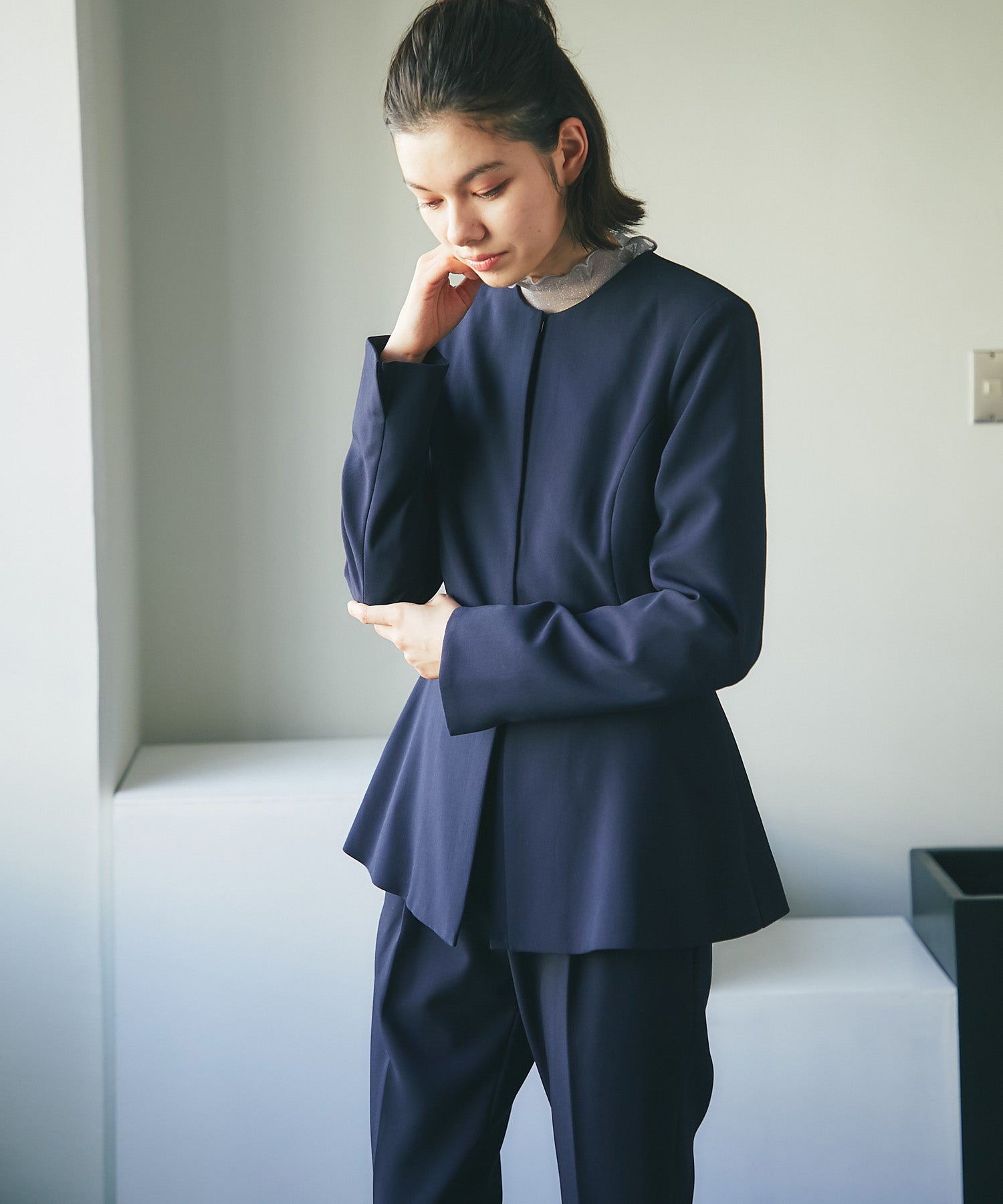 スマイルオーキッド SMILE ORCHID ノーカラーペプラムジャケット&スラックスパンツセットアップスーツ (ネイビー系1) ネイビー系1