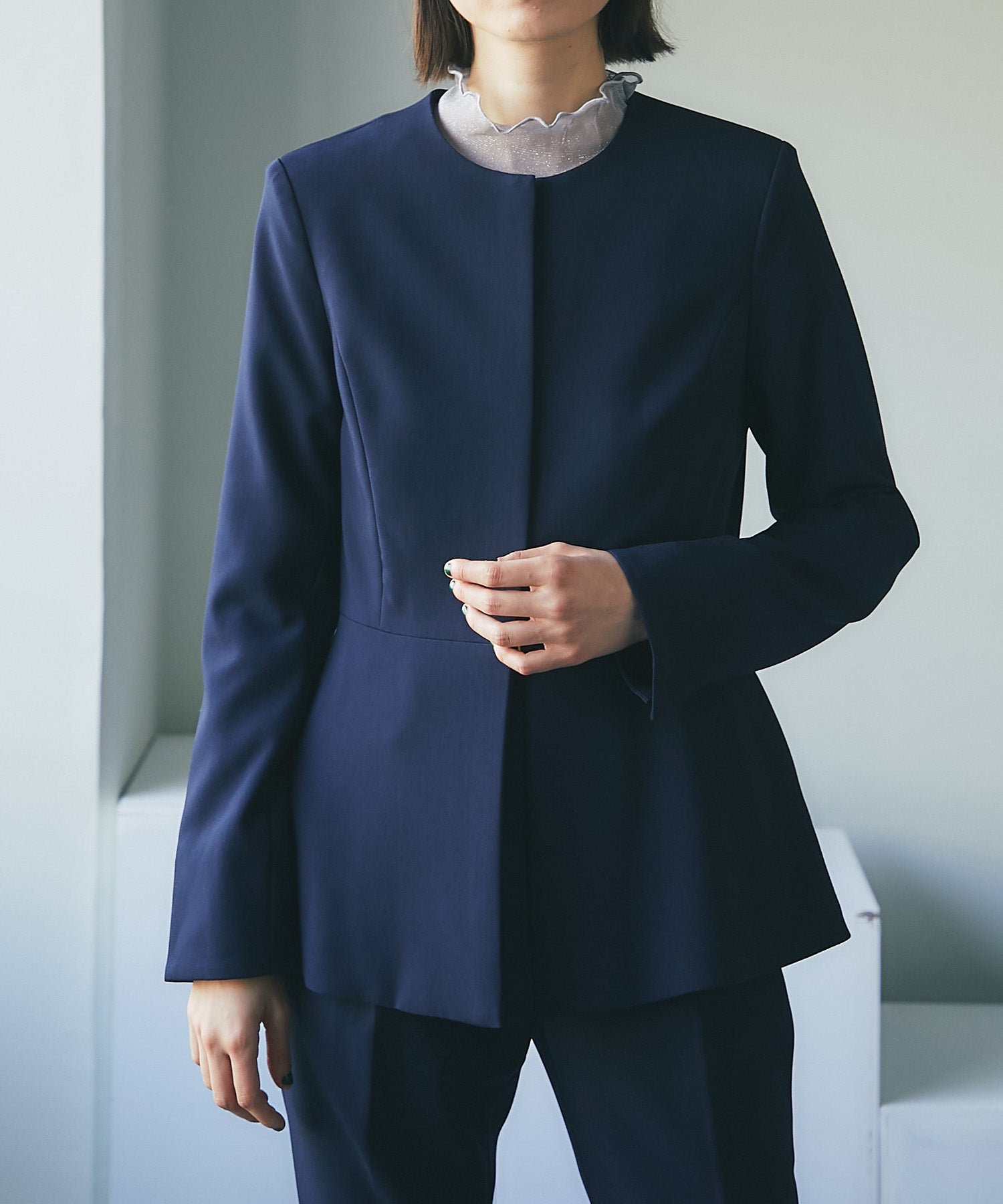 スマイルオーキッド SMILE ORCHID ノーカラーペプラムジャケット&スラックスパンツセットアップスーツ (ネイビー系1) ネイビー系1