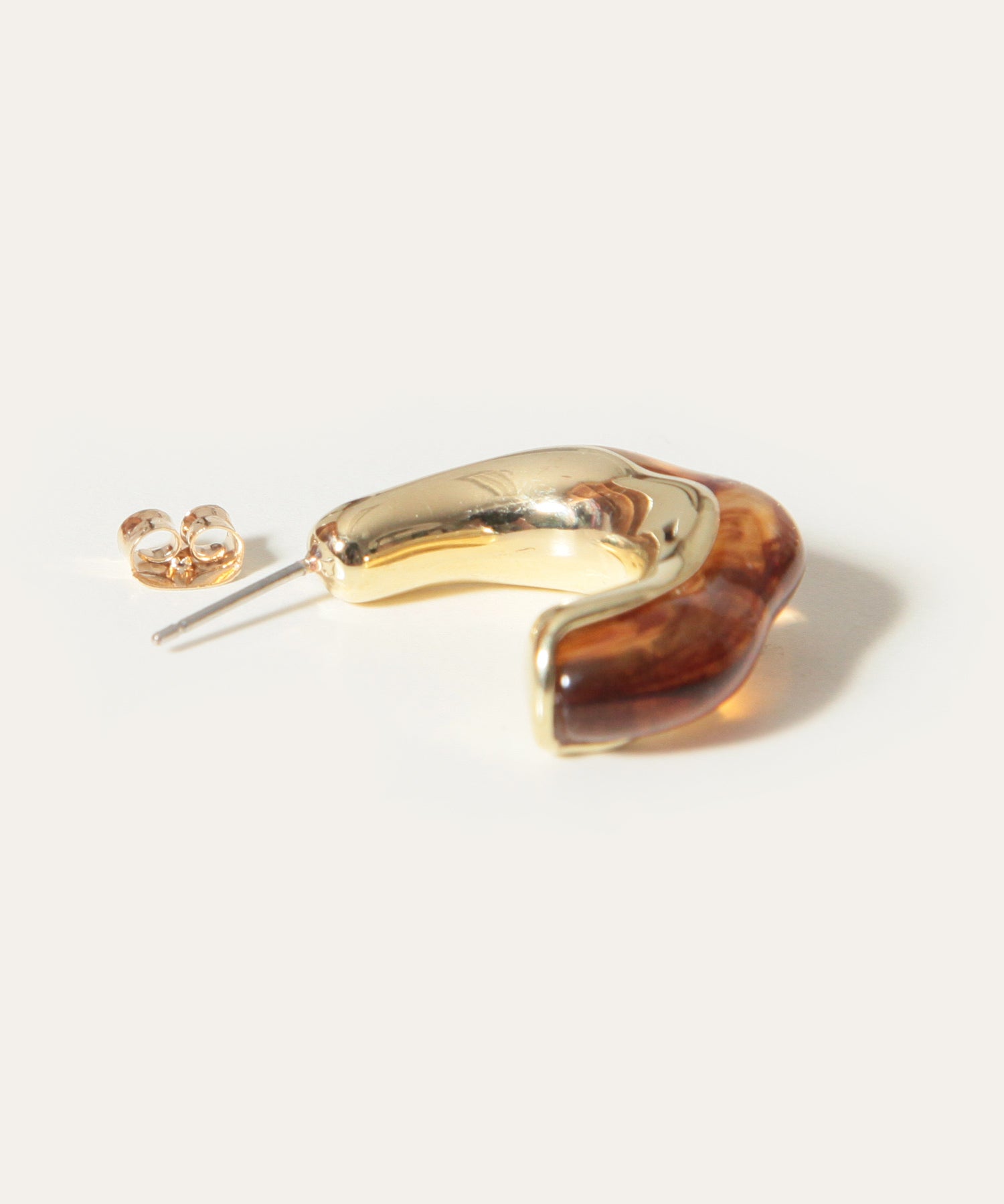 ジュリアブティック JULIA BOUTIQUE クリアゴールドフレークピアス/L00035 (アイボリー) アイボリー