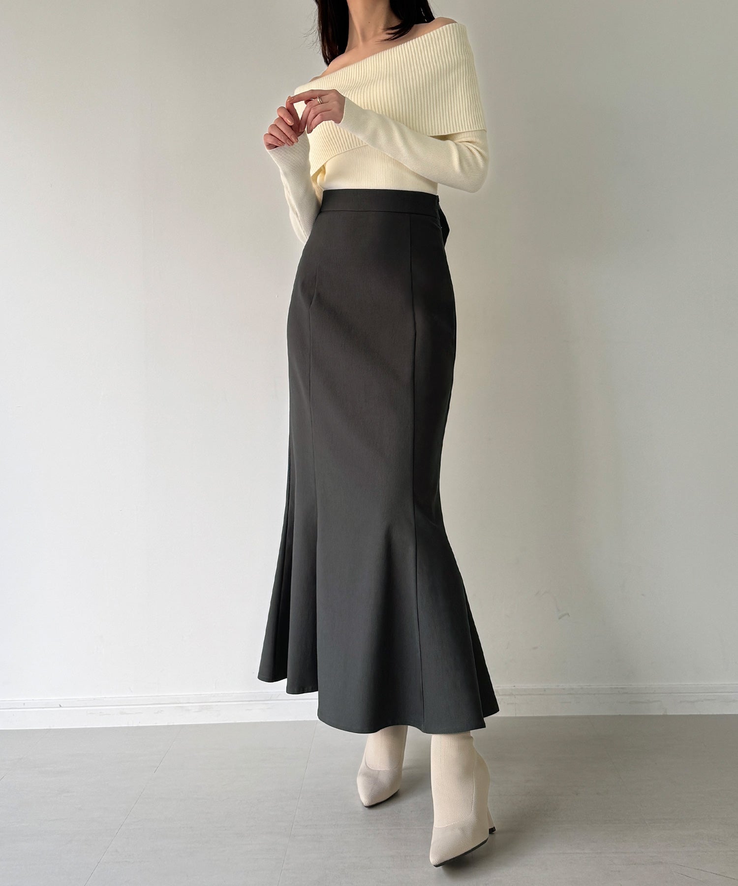 ジュノア JUNOAH バックリボンマーメイドスカート(裏地無し) (ダークグレー) ダークグレー