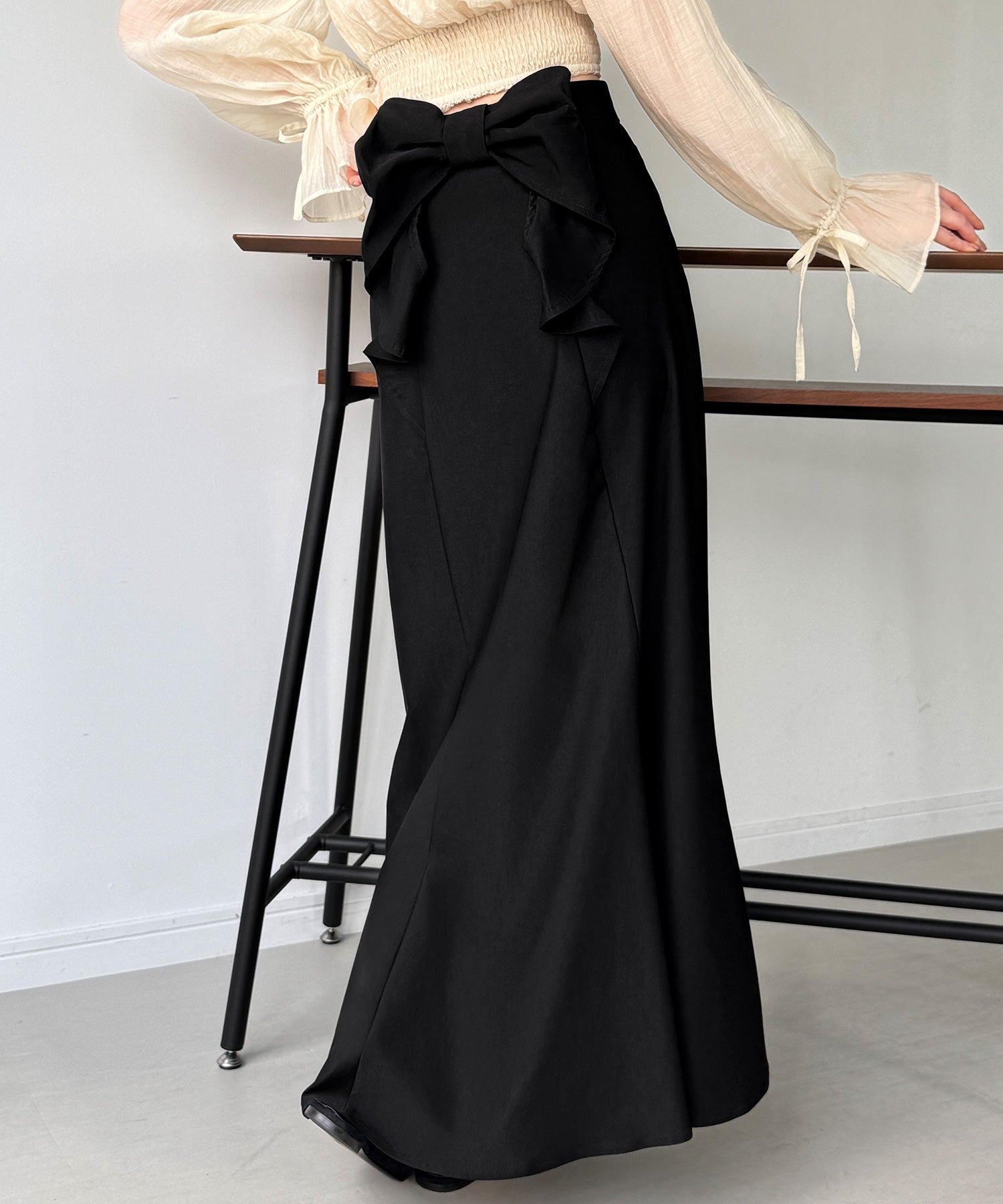 ジュノア JUNOAH バックリボンマーメイドスカート(裏地無し) (ブラック) ブラック