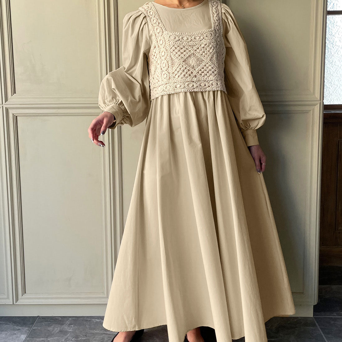 ジュノア JUNOAH ビスチェ付きボリュームスリーブマキシ丈ワンピース