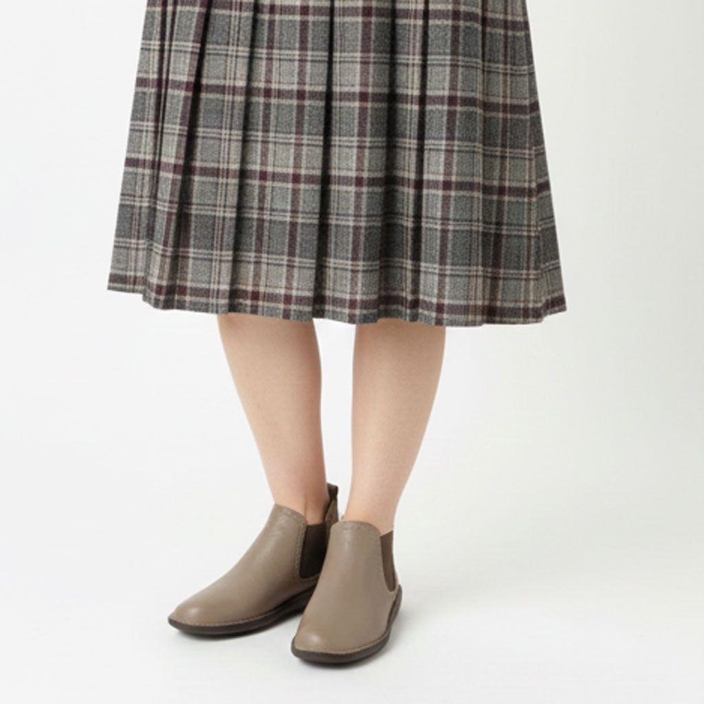 コウベオアシス 神戸オアシス 【天然皮革】暖かサイドゴアショートブーツ EEE (LOK) LOK