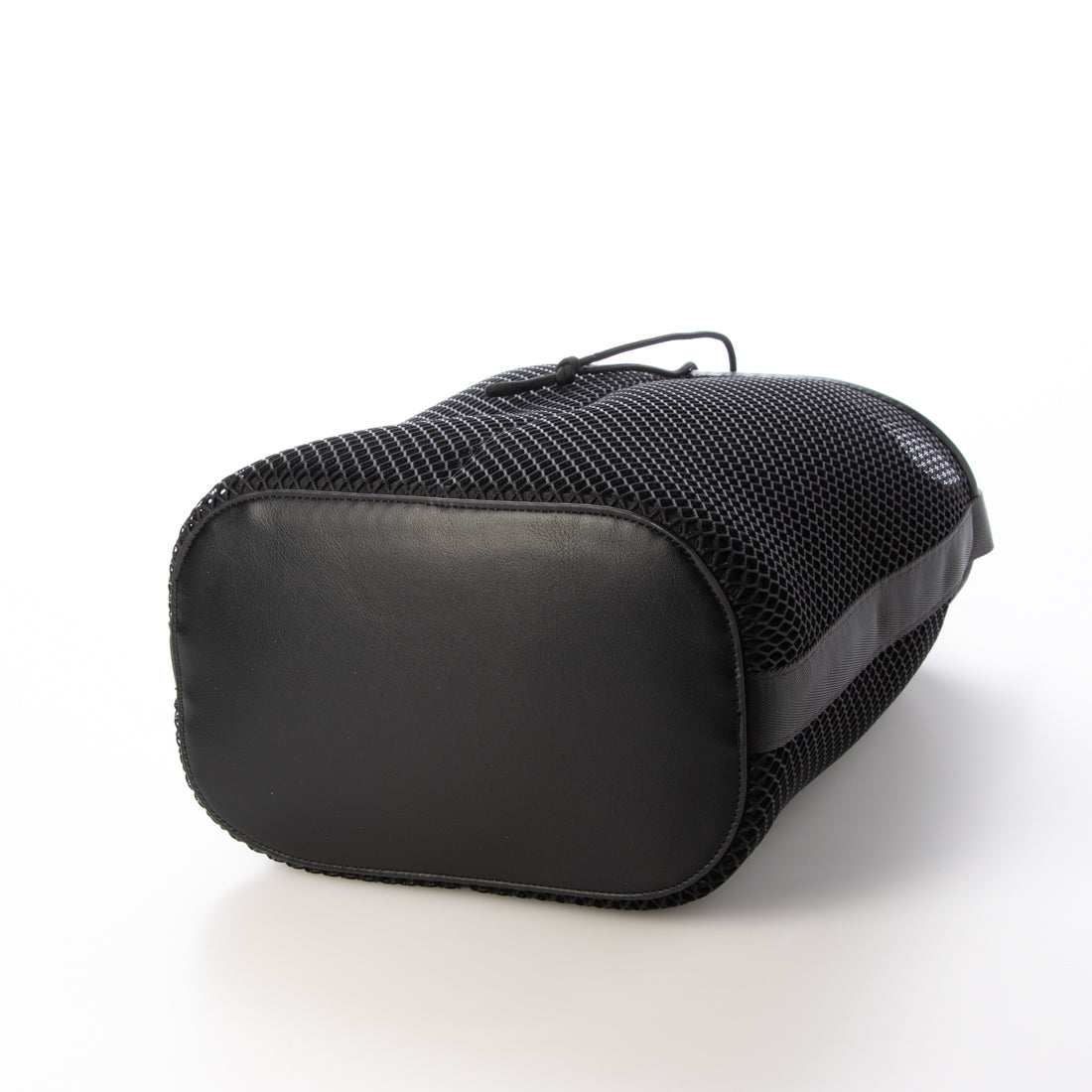 カカトゥ kakatoo メッシュバゲットショルダーバッグ (BK) BK