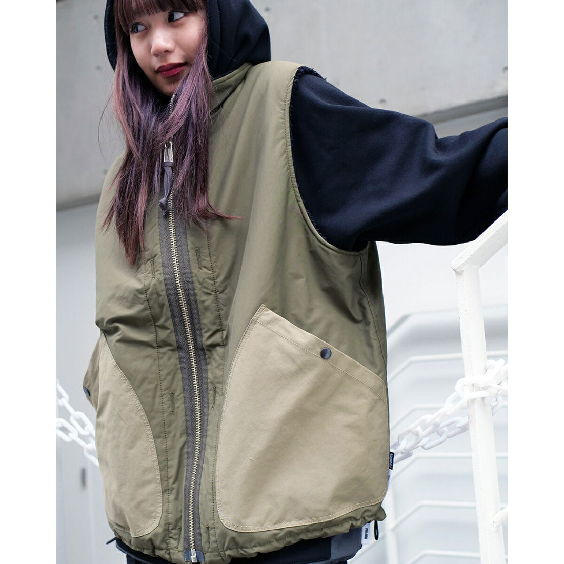 キネティクス Kinetics UNFRM OUTDOOR STANDARD UNFRM x Kinetics REVERSIBLE STAND COLLAR VEST(ユニフォーム×キネティクス リバーシブル スタンドカラーベスト (KHAKI) KHAKI