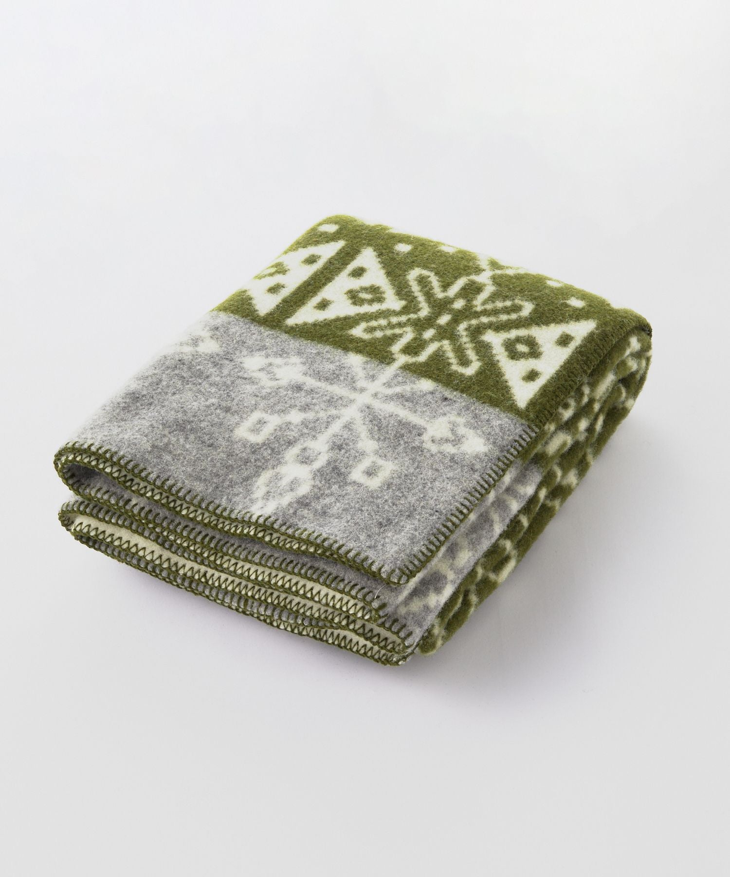 クリッパン KLIPPAN ブランケット 2281 TRADITION スローケット ひざ掛け ウール 130×180 THROWS 毛布