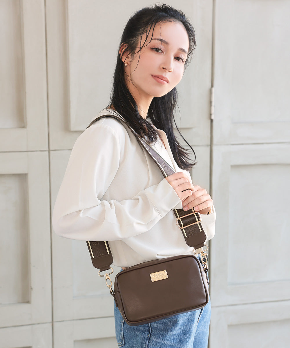 クレリア Clelia ショルダーバッグ ポーチ ミニ レディース 2way 小さめ 肩がけ 軽量 おしゃれ オシャレ かわいい 大人かわいい ボックス型 CLー25818