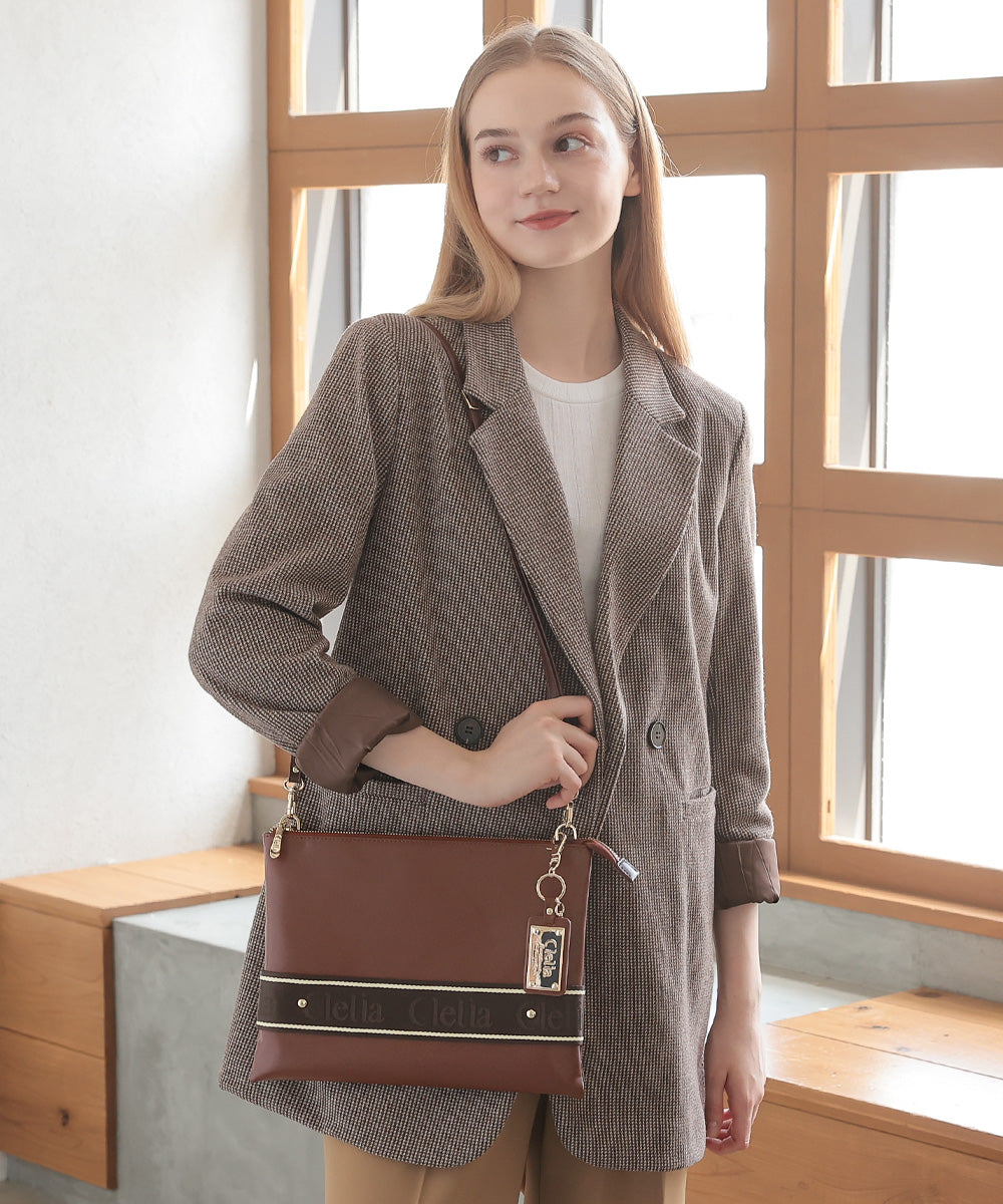 クレリア Clelia クラッチバッグ レディース 2way ショルダーベルト付き 小さめ 肩がけ 軽量 おしゃれ オシャレ かわいい 大人かわいい 長財布が入る CLー25827