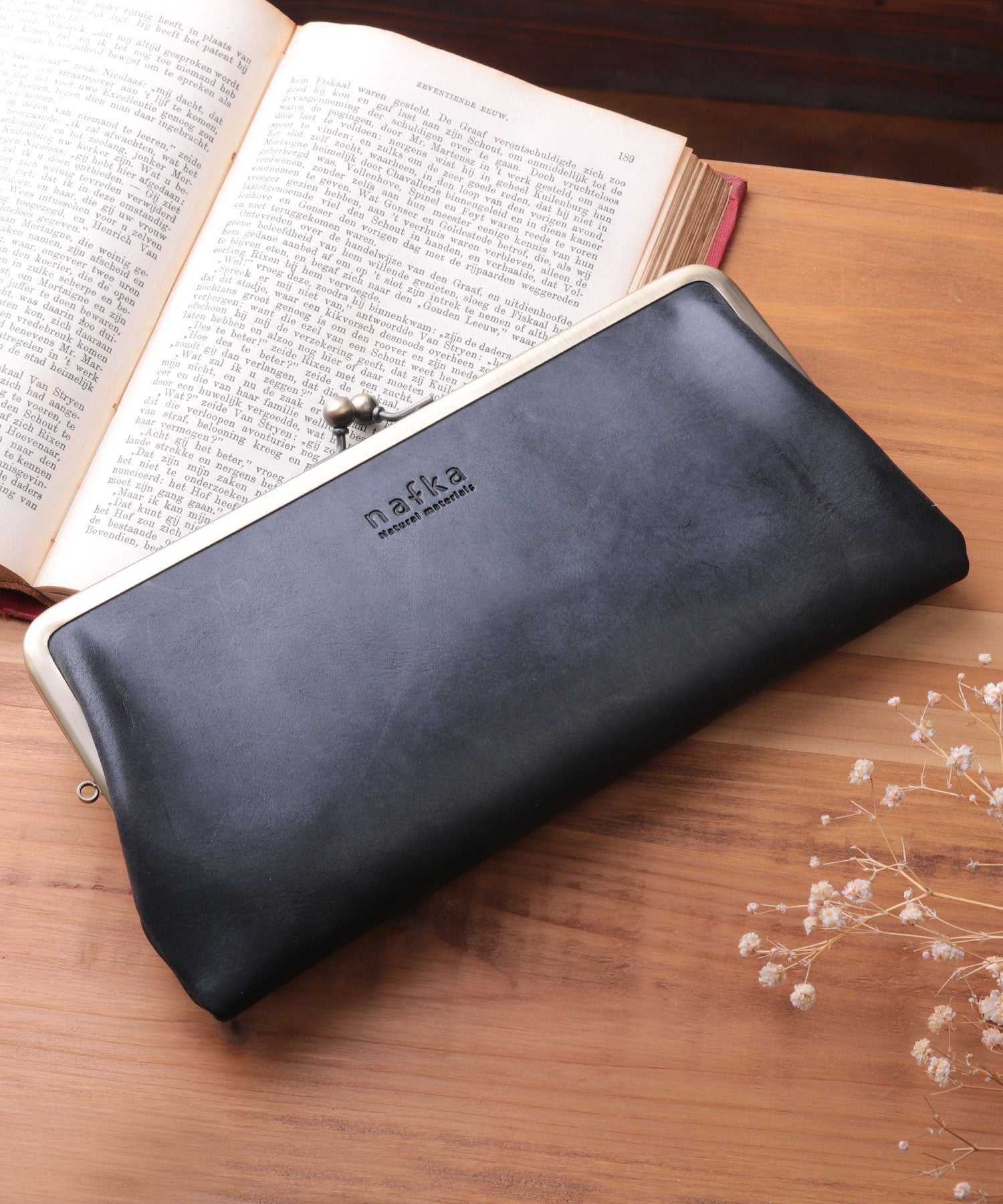 ナフカ nafka 錢包 女士 Mostro皮革 長錢包 真皮 皮革 薄型 簡約 素色 自然 時尚 受歡迎 nafka ナフカ NFKー72004