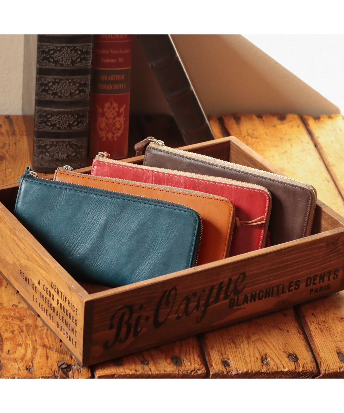 ZARIO-PREMIO Wallet Long Wallet for Men Genuine Leather L-Zip Fastener Bacchus × Italian Leather Long Wallet