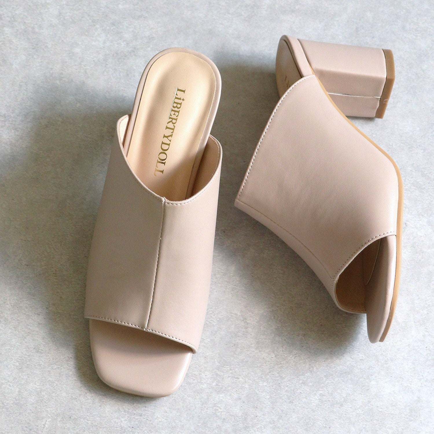 リバティードール LiBERTYDOLL スクウェアトゥが新しいミュール /4135