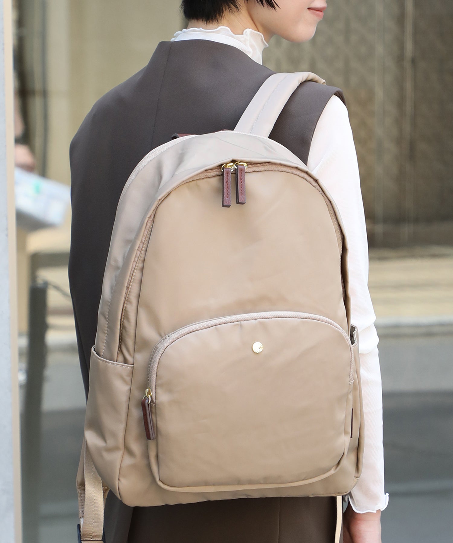 レガート ラルゴ Legato Largo PC・A4書類も収納可◎【Legato Largo / レガートラルゴ】 通勤通学にも使える 綺麗目 リュック,ベージュ