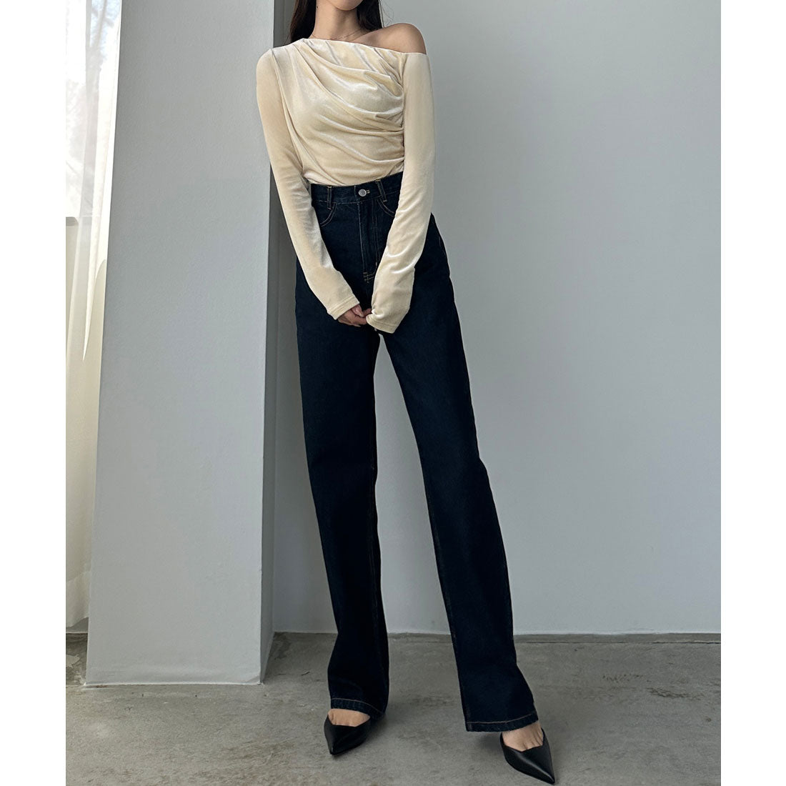 ルエレ Louere Louere ワンショルドレープベロアトップス (ライトベージュ) ライトベージュ