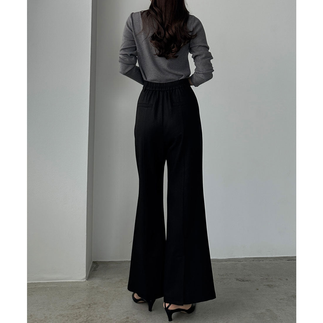 ルエレ Louere Louere バックスリットフレアパンツ(薄手) (ブラック) ブラック