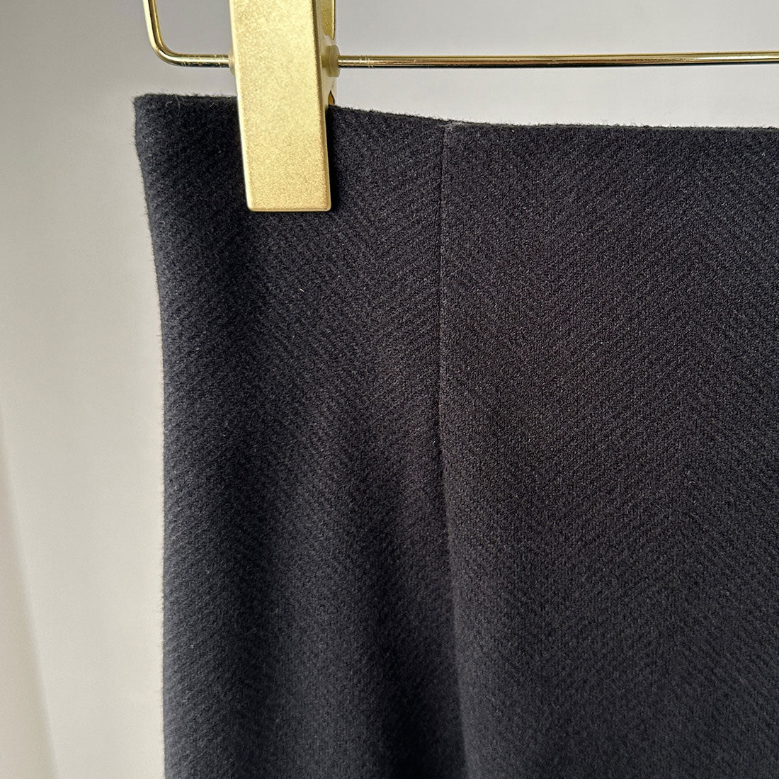 Louere Louere High Waist Herringbone Back Slit Pencil Skirt