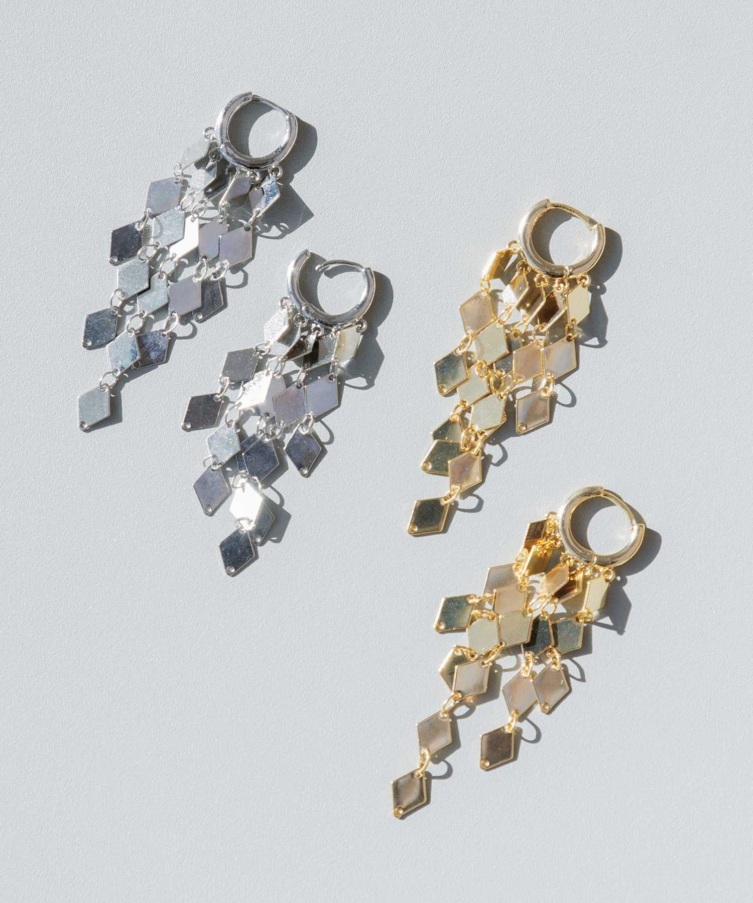 レジャ Leja ダイヤモチーフロングピアス結婚式 パーティー 成人式 二次会 同窓会 お呼ばれ オケージョン20代 30代 40代 (SILVER) SILVER