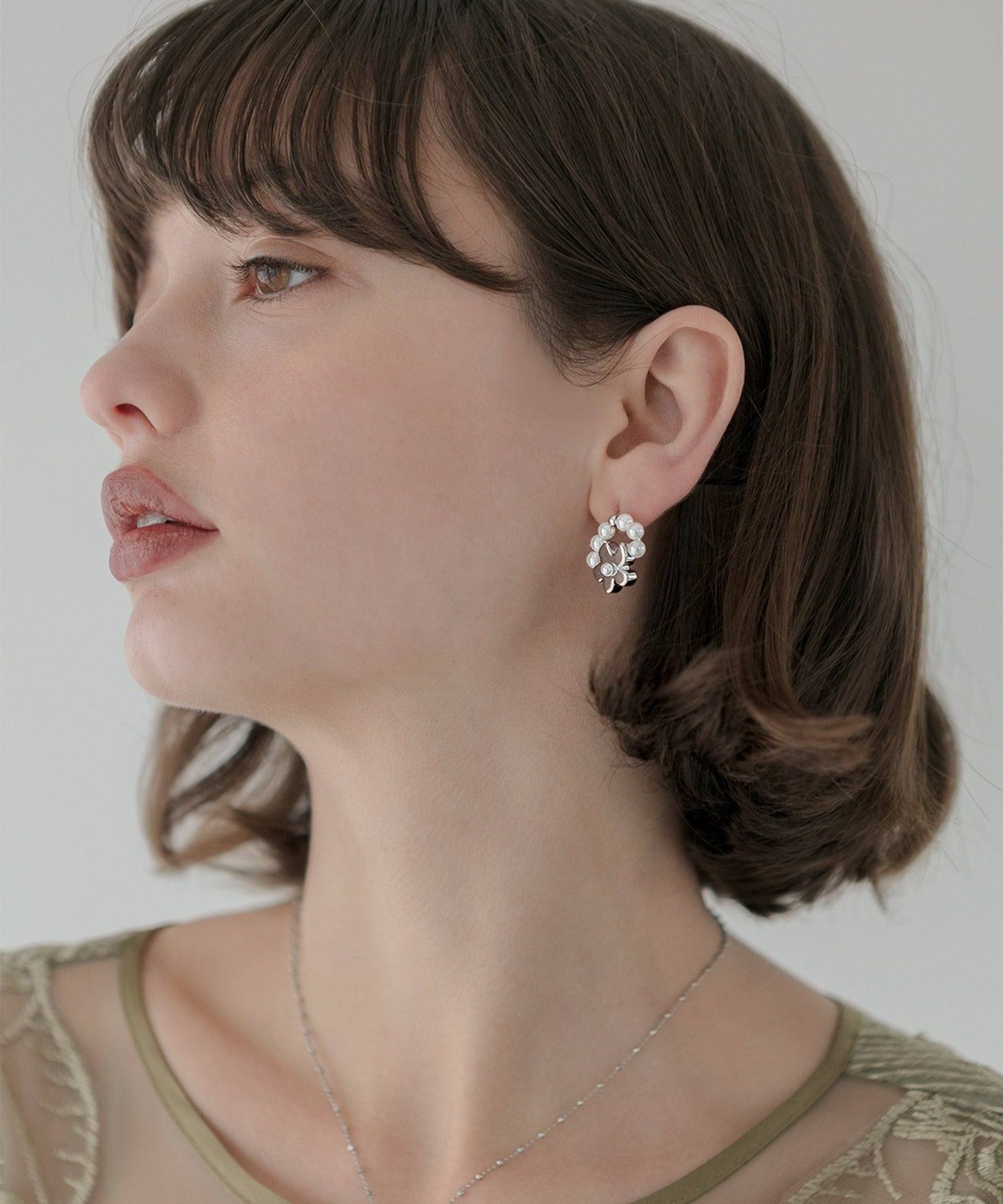 レジャ Leja ラウンドパールフラワーピアス結婚式 パーティー 成人式 二次会 同窓会 お呼ばれ オケージョン 20代 30代 40代 (SILVER) SILVER