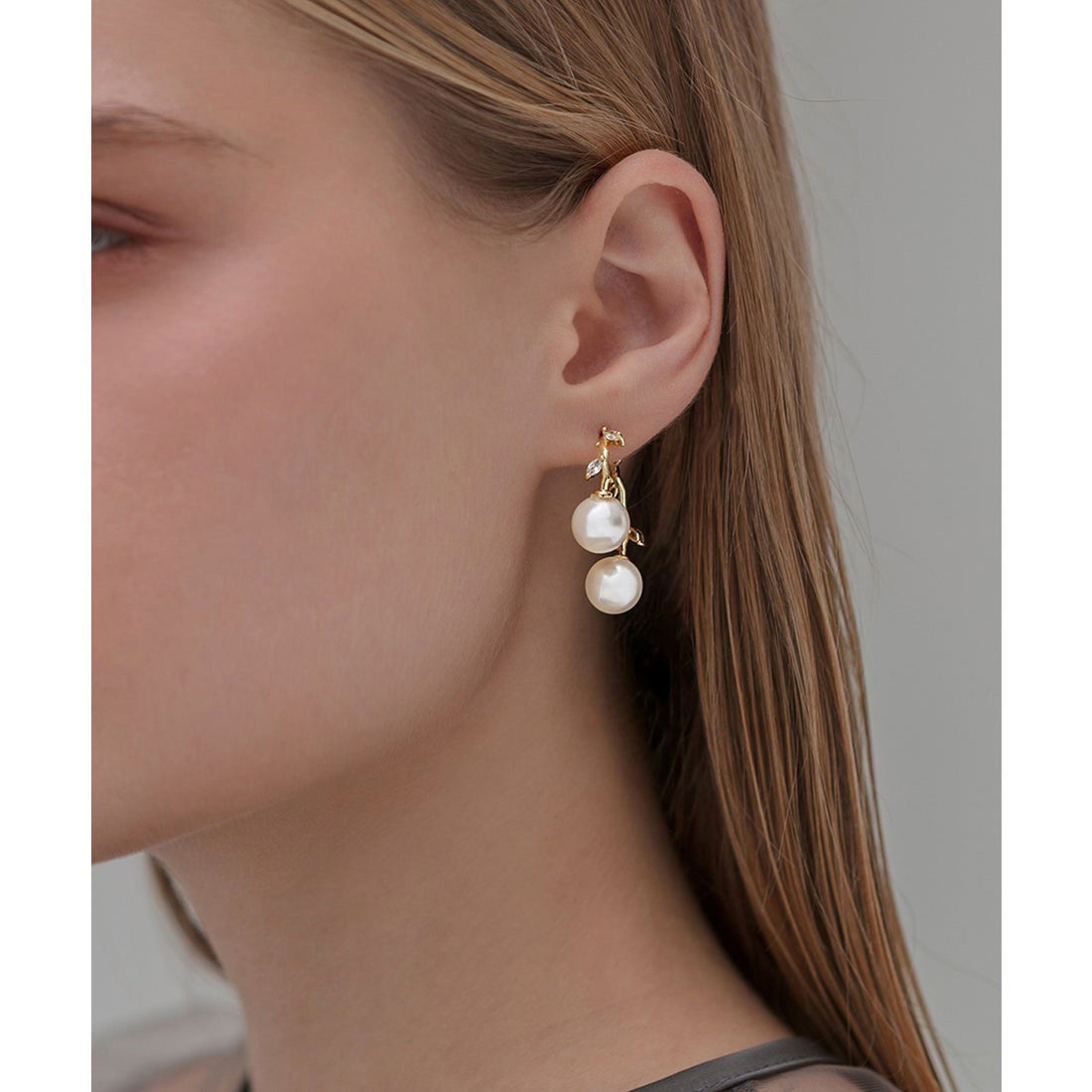 レジャ Leja ドロップツインパールゴールドピアス結婚式パーティー 成人式 二次会 同窓会 お呼ばれ オケージョン 20代 30代 40代 (WHITE) WHITE