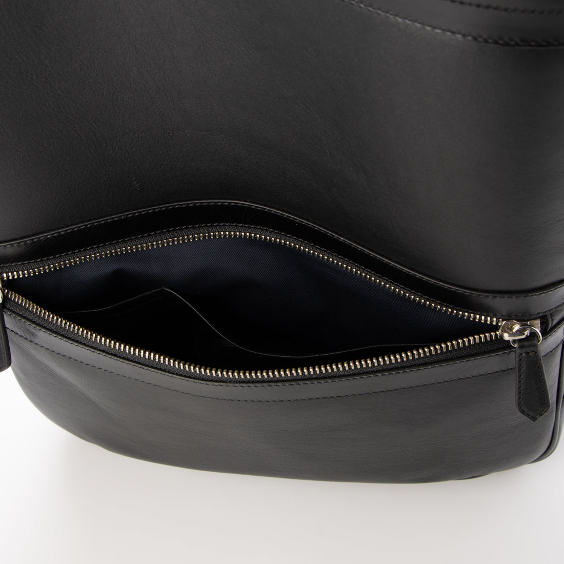 Leather Laboratory Waterproof Leather Backpack Business Large Size with Metal Zipper
