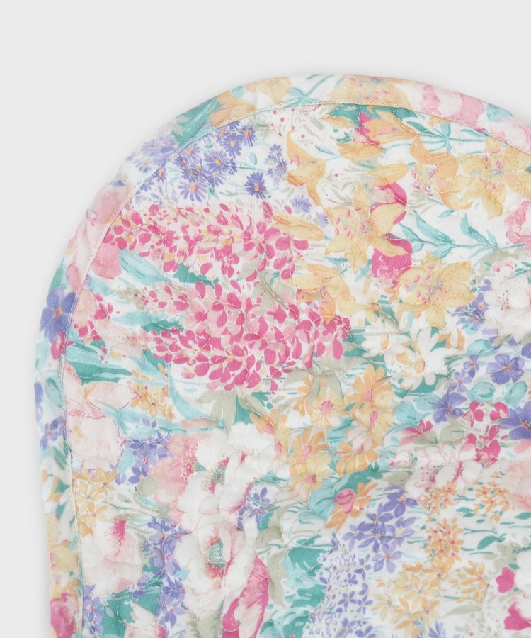 ローラ アシュレイ LAURA ASHLEY エヴァリンガムメドウ柄 水洗いキルトマルチカバー 250×200cm (ピンク(171)) ピンク(171)